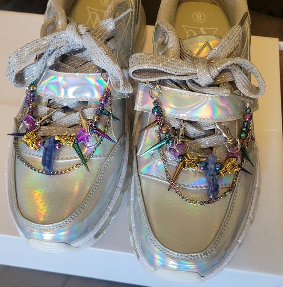 YRU dolls kill aire silver platform sneakers Space Alien Shoe Chain Charm 8 New - Picture 2 of 16